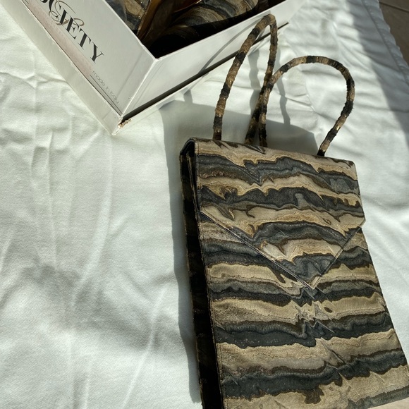 Society Small Satchel with matching heels - Picture 3 of 3